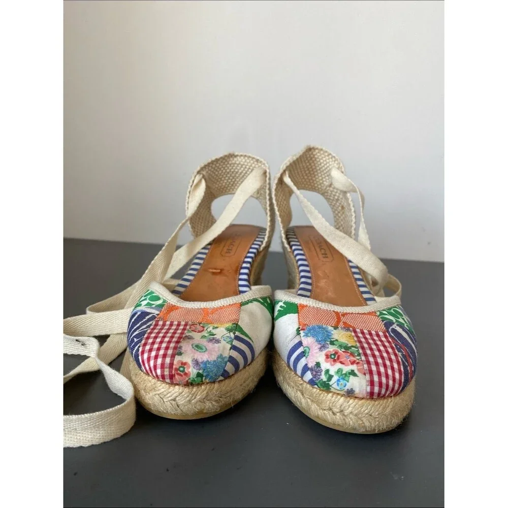 Coach Patchwork Espadrille Wedges Multicolor Sz 7R Logo Floral Coastal Preppy